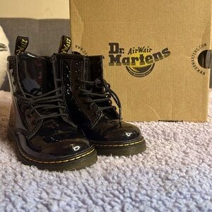 High top doc martens unisex